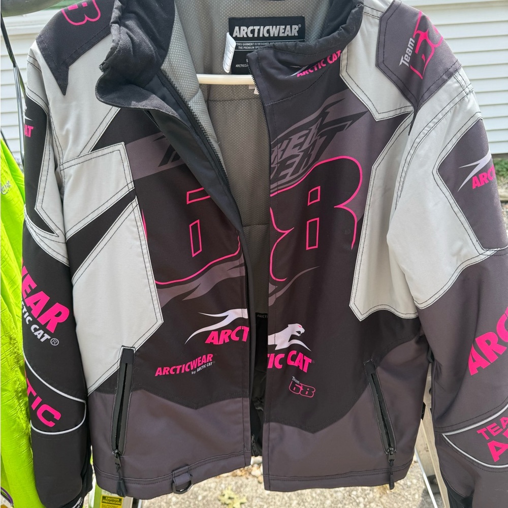 Arcticwear Women's Ski Jacket - Black and Gray
